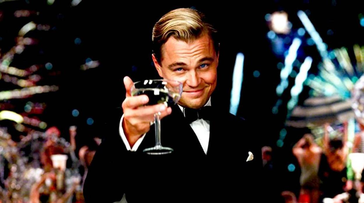 Leonardo DiCaprio como Jay Gatsby en la adaptación de Baz Luhrmann de 2013