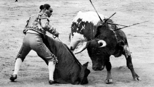 El Divino Calvo, el genial torero que mataba miuras y no preguntaba de qué ganadero era el toro