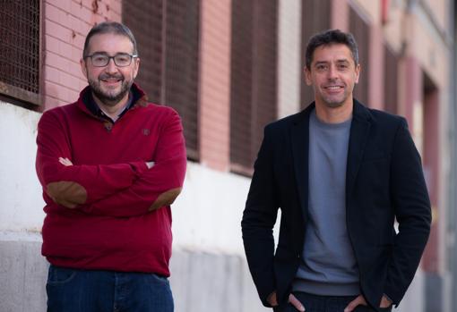 Juan Ramón Santos y Pablo Gutiérrez, ganadores de los Premios Edebé de Literatura Infantil y Juvenil