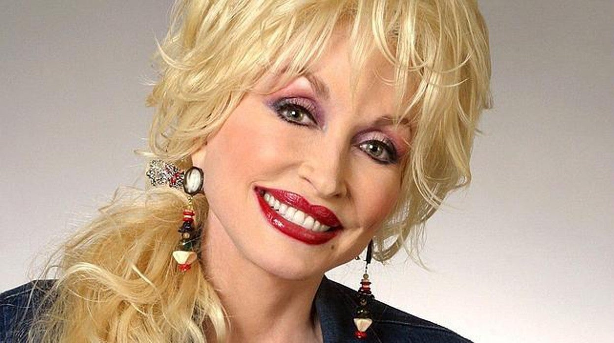 Dolly Parton no quiere una estatua en su honor: «En plena pandemia no es el  momento»