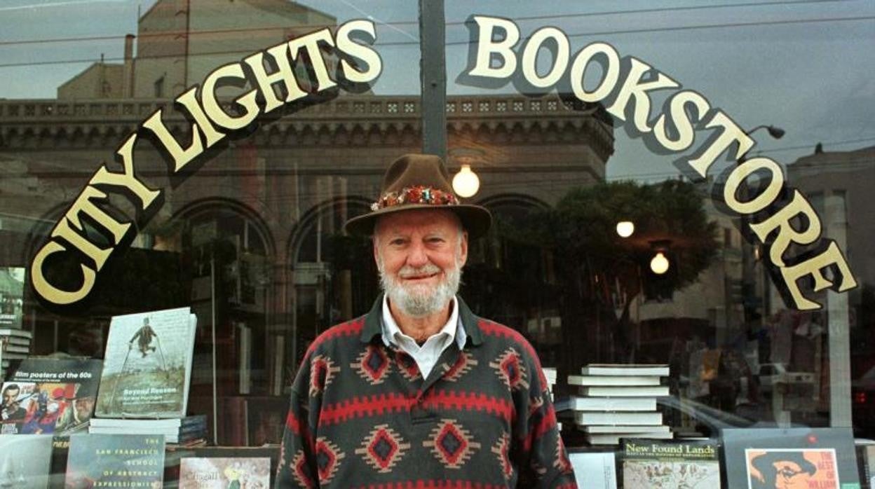 Muere Lawrence Ferlinghetti, el último poeta de la generación Beat