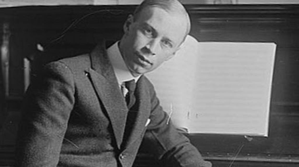 El compositor ruso Serguéi Prokofiev