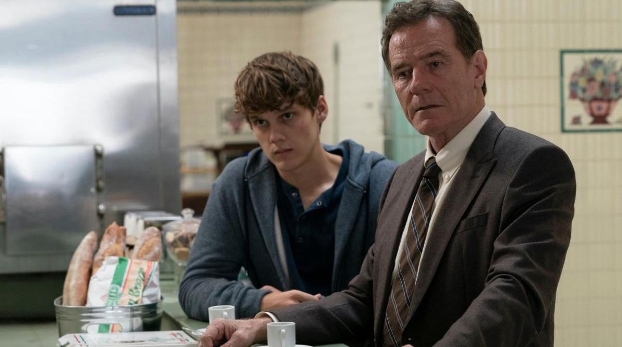 Bryan Cranston y Hunter Doohan en «Your honor»