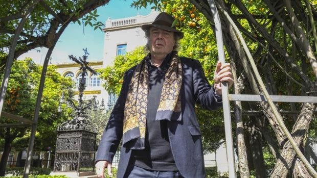 Xavier Güell: «Este es un libro sobre la emoción y la creación en momentos terribles»