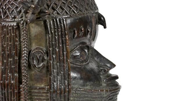 Una universidad escocesa devuelve un bronce de Benín a Nigeria por haber sido «saqueado descaradamente»