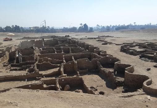 Restos encontrados de la ciudad perdida de Luxor