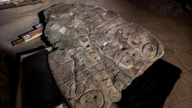Una losa grabada hace más de 3.500 años podría ser el mapa más antiguo de Europa