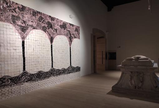 Vista de 'Claustro' en la exposición 'Ficciones', en Murcia