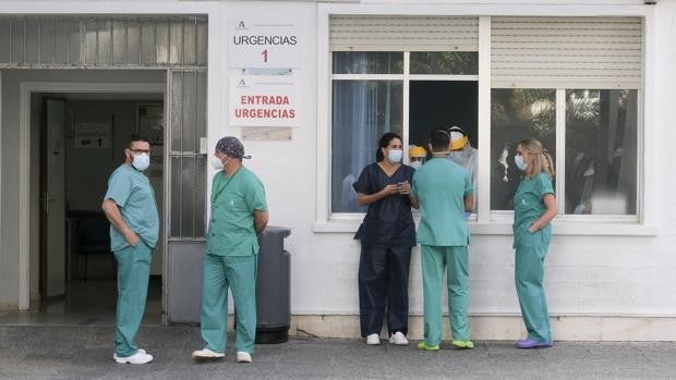 Los médicos andaluces piden que Cádiz acoja el Congreso de la Lengua en 2025