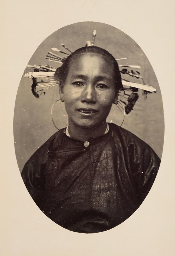 Uno de los retratos antropológicos que tomó el español Juan Mencarini, fotógrafo aficionado que trabajó como inspector de las Aduanas Imperiales entre 1881 y 1921