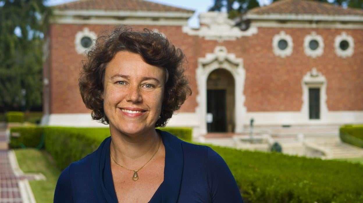 La profesora de la UCLA Barbara Fuchs