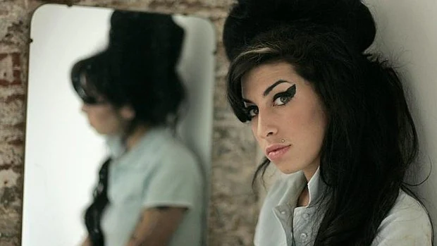 Los padres de Amy Winehouse seguirán haciendo caja publicando grabaciones inéditas