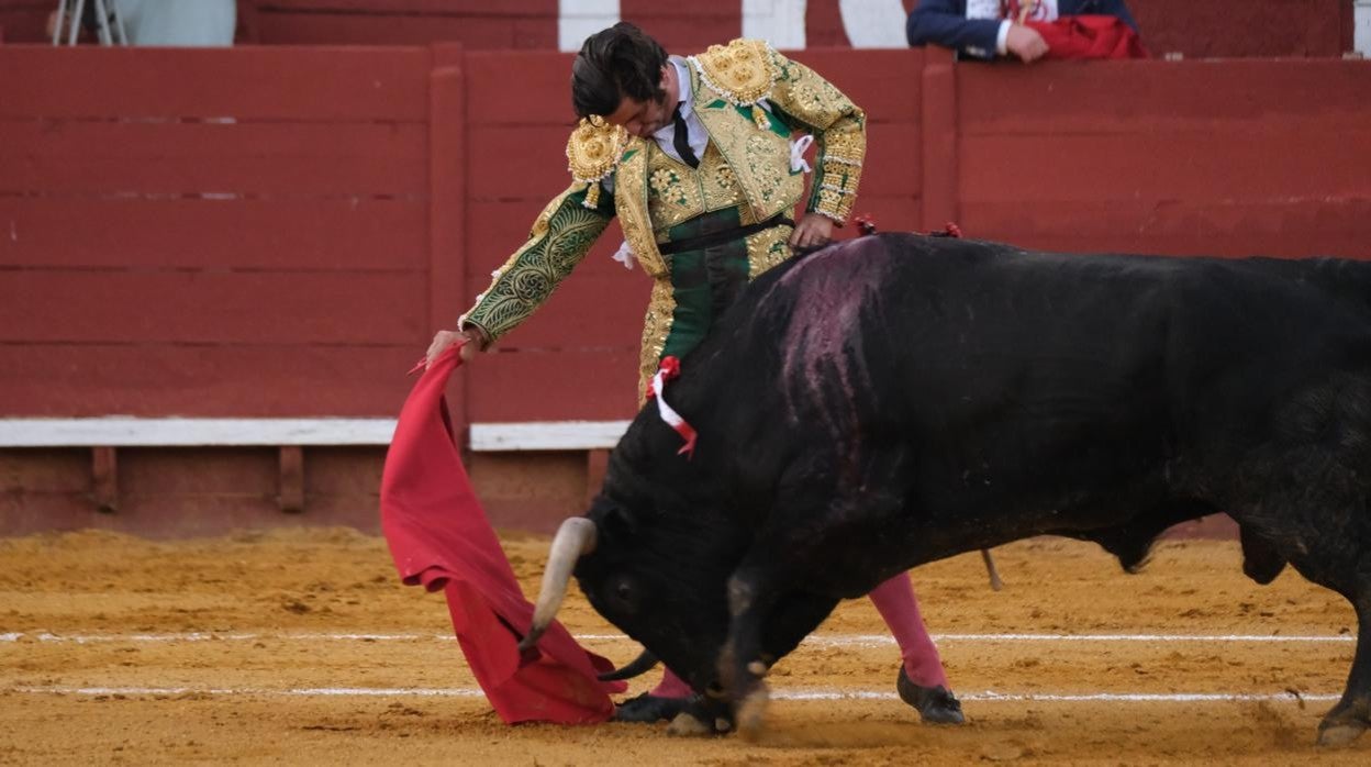 Morante de la Puebla cuajó dos soberbias faenas este sábado en Jerez de la Frontera