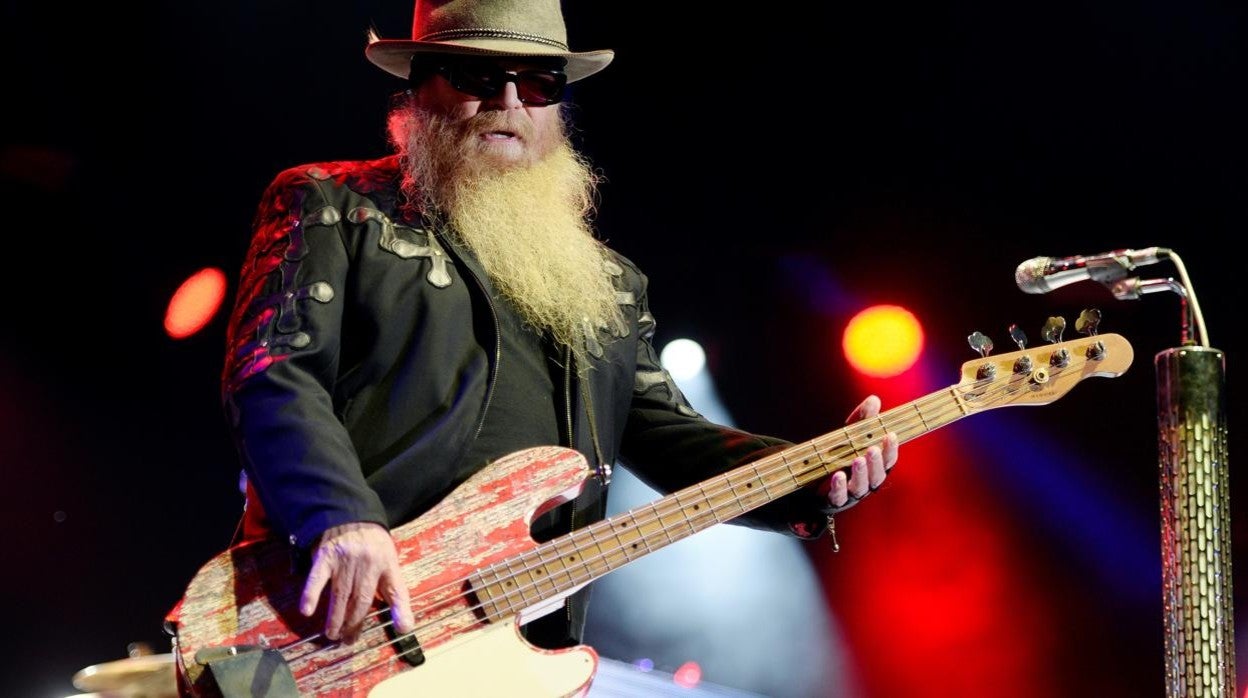 Dusty Hill, durante un concierto de ZZ Top