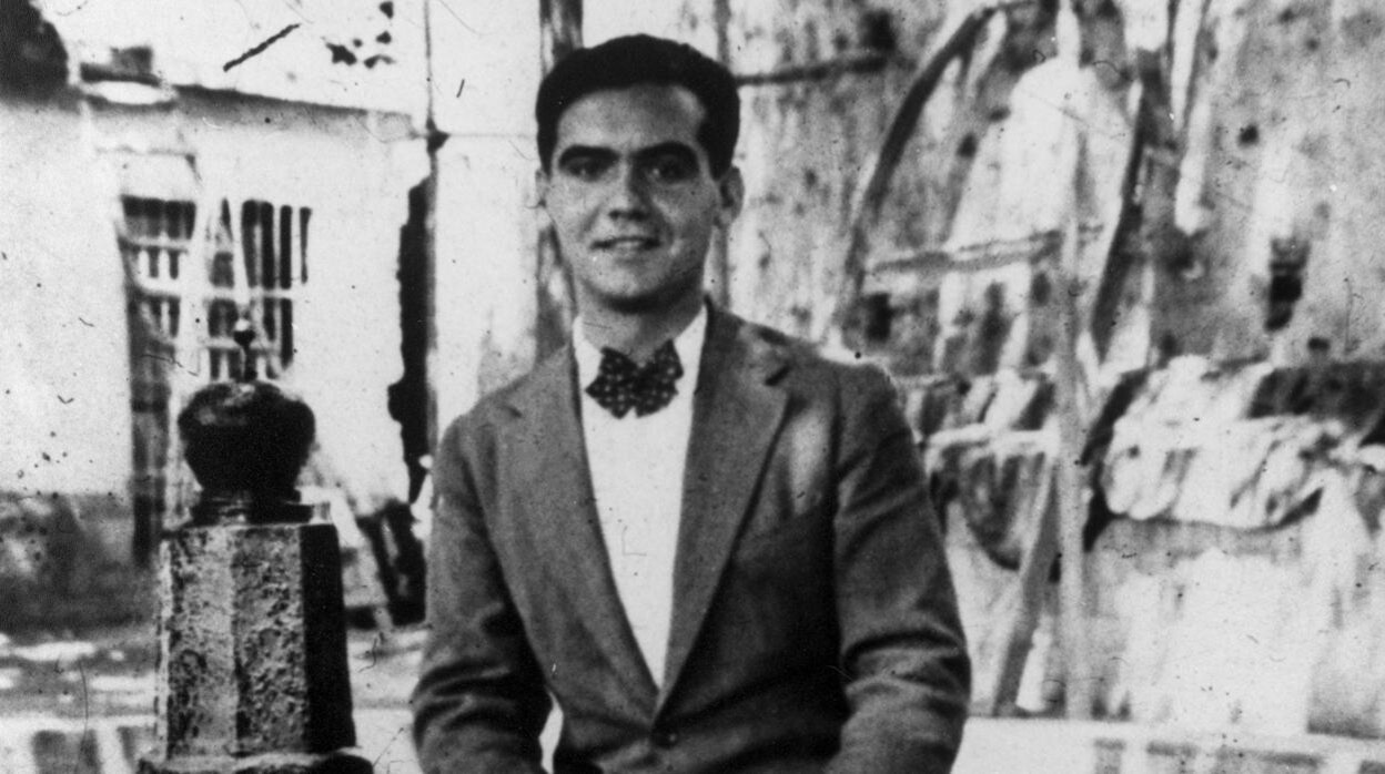 Federico García Lorca en Lanjarón (Granada) en 1927