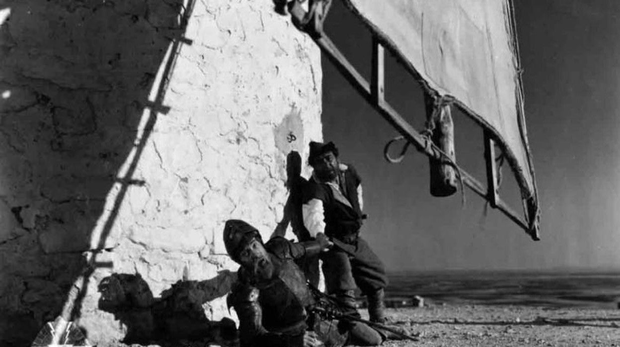 Rafael Rivelles y Juan Calvo, en la película dirigida por Rafael Gil