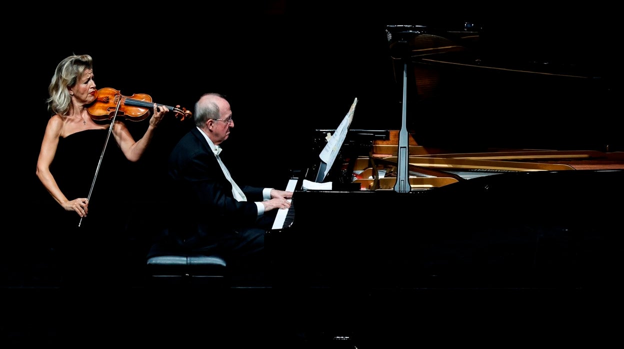 Anne-Sophie Mutter, junto a Lambert Orkis durante su concierto