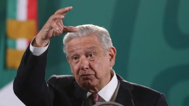 López Obrador celebra la sustitución de la estatua de Colón en Ciudad de México