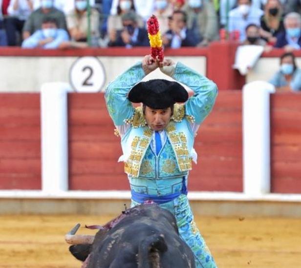 Cumbre de Morante y triunfo de El Fandi en Valladolid