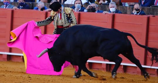 Morante de la Puebla, a la verónica