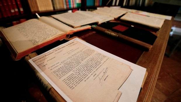 La SGAE se propone reparar el honor de los autores depurados entre los años 30 y 40