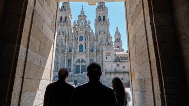 Los misterios y símbolos del Camino de Santiago, según Javier Sierra