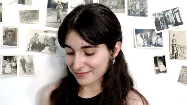 María Rosa Aránega: «Los gobiernos ignoran que divulgar los derechos humanos va de la mano de hacer memoria»