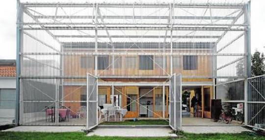 Casa Latapie, en Burdeos, Francia (1993)