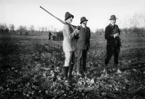 Alfonso XIII fotografiado por otro Alfonso