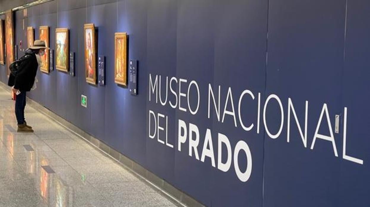 El Museo del Prado expone sus obras en el metro de Shanghái