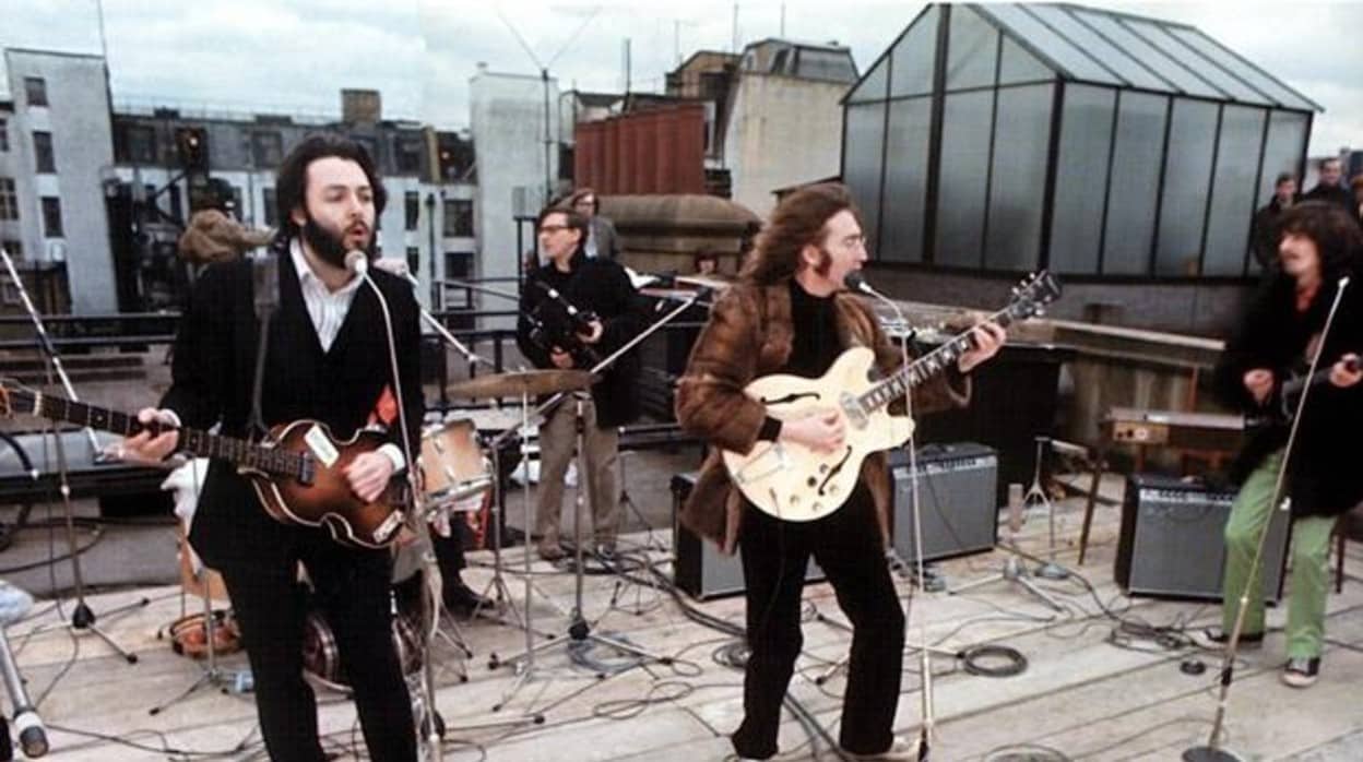 El mítico concierto de los Beatles en la azotea cumple 53 años con nueva versión íntegra y remasterizada