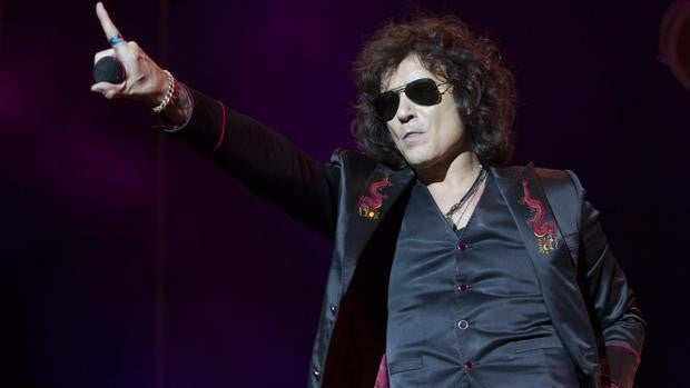 Bunbury se retira de los escenarios por problemas de salud