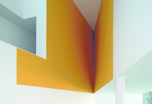 Obra de Waltercio Caldas en las instalaciones del CGAC