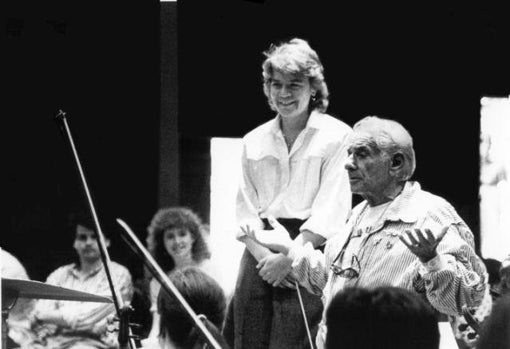 Alsop, junto a Leonard Bernstein