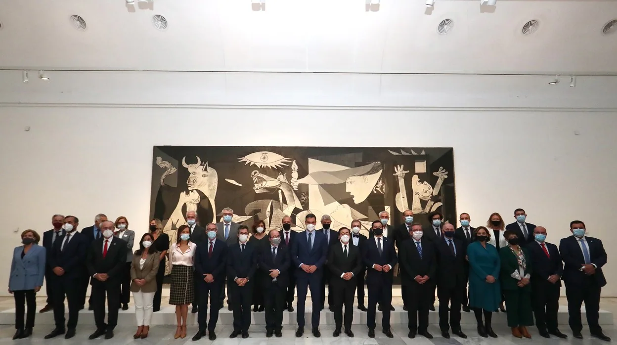 Pedro Sánchez presidió en 2021 la primera reunión de la Comisión Nacional para la conmemoración del 50 aniversario de la muerte de Picasso
