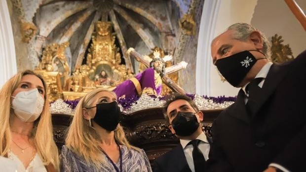 Del Pozo resalta «el apoyo de la Junta a la Semana Santa tras destinar 6,5 millones en ayudas a las cofradías para arte sacro y actividades culturales»