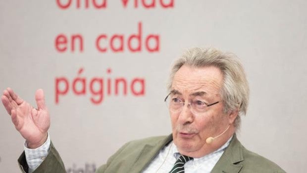 Jacobo Cortines: «Las memorias son como la otra cara de la moneda de mi poesía»