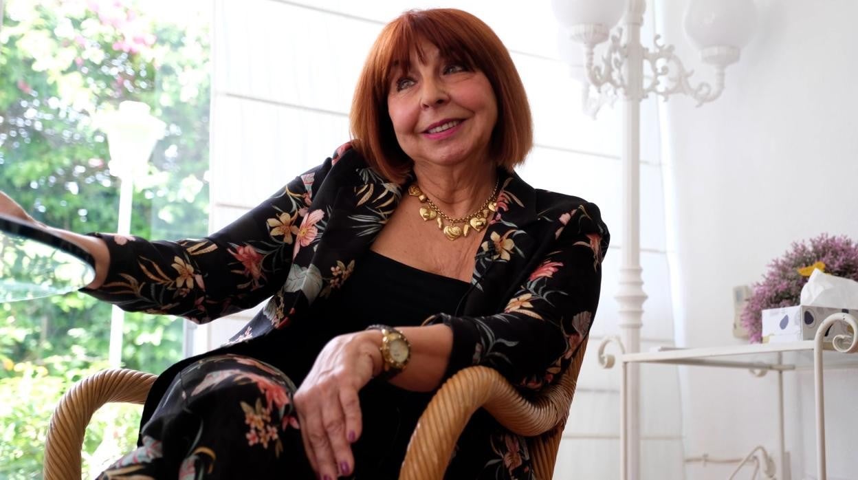 María Asunción Mateo, retratada en su casa de El Puerto de Santa María, donde vivió con Alberti hasta la muerte de este