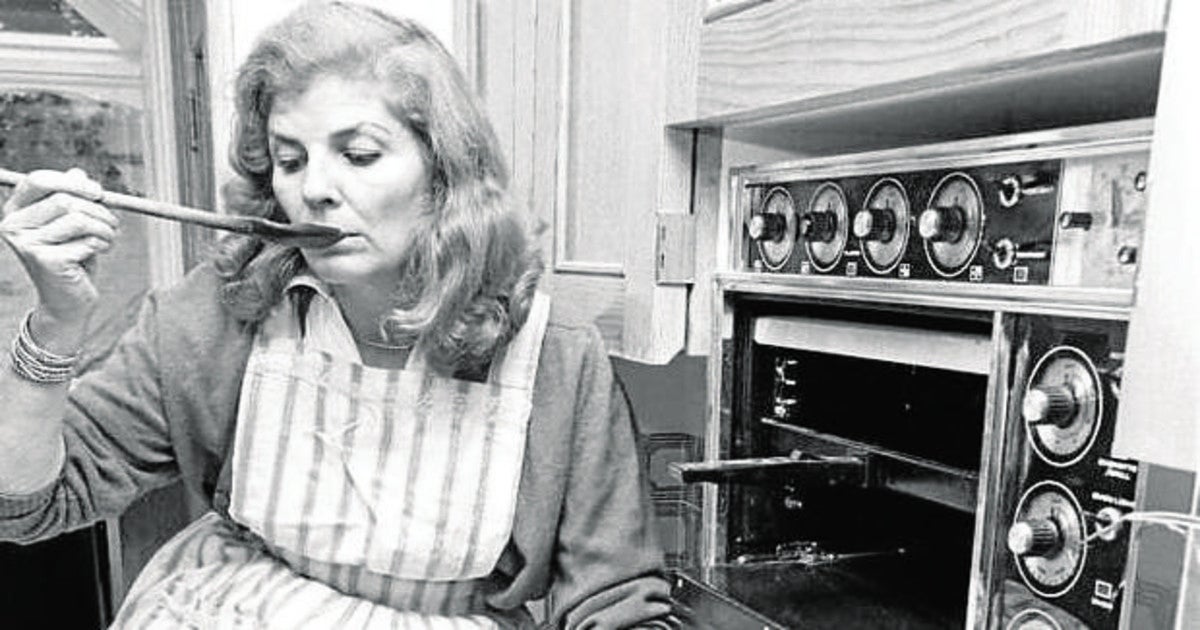 La autora londinense Elizabeth Jane Howard