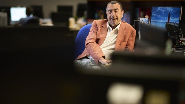 José Luis Garci: «El cine es un arte pirata, lo ha robado todo»