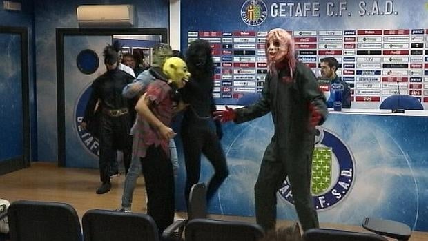 La plantilla del Barcelona pide perdón por su numerito de Halloween en Getafe