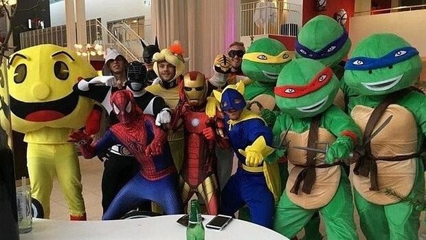Los jugadores del Leicester, disfrazados de superhérores