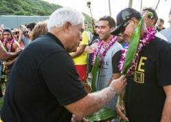 Arranca en Hawaii el Memorial Eddie Aikau