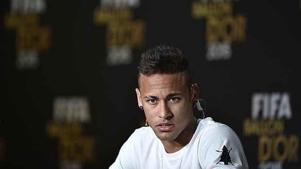 La Audiencia Nacional cita a declarar a Neymar por posible estafa en su fichaje por el Barca