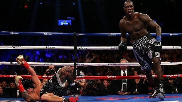 Wilder tumbó a su rival