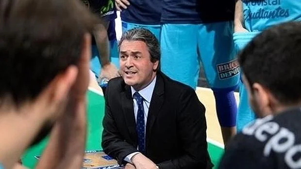Sergio Valdeolmillos, entrenador del Estudiantes