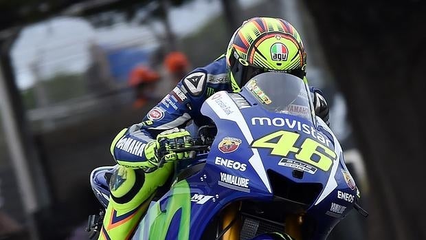 Rossi: «Si continúo será por dos años»