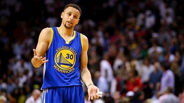 La racha de triples de Curry, en 128 segundos