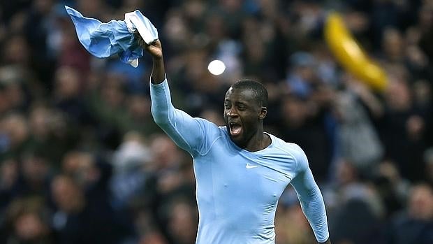 La soledad de Yaya Touré en la celebración del City