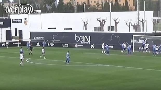 El gol olímpico del sobrino de Gary Neville